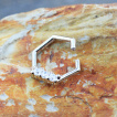 Anneau héxagonal à trio de strass