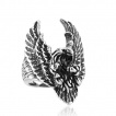 Bague homme biker en acier avec aigle aux ailes dployes