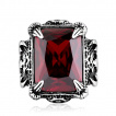 Bague homme gothique en acier  pierre carre rouge, griffes et fleur de lys