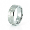 Bague homme en tungstene avec bandeau bross travers de rainures croises