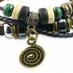 Bracelet ethnique en cuir à pendentif tourbillon et diverses perles