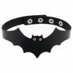 Collier chauve-souris similicuir noir 