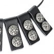 Collier gothique à bandes de cuir avec croix pattés