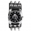 Montre gothique à bracelet riveté avec cadran à crane de démon