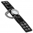 Montre gothique à chaine avec cadran à tête de mort et croix de Malte