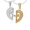 Paire de pendentifs deux demi-coeurs