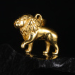 Pendentif homme acier Lion royal dor