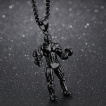 Pendentif homme bodybuilder / culturisme en acier noirci PVD