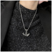 Pendentif homme marteau viking à crânes de chèvres