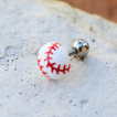 Piercing cartilage balle de baseball
