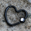 Piercing cartilage hlix noir coeur serti style CBR