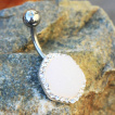 Piercing nombril Druse blanche héxagonale