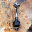 Piercing nombril style victorien à perle et pierre noire