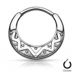 Piercing septum à motif tribal mystérieux