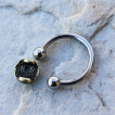 Piercing septum turquoise cerclée doré captive (CBR)