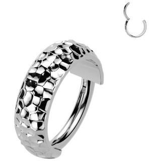 Anneau charni�re Titane � bouclier martel�