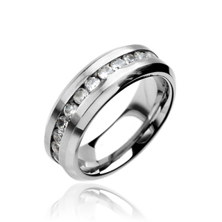 Bague acier avec bande centrale sertie
