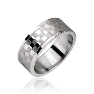 Bague acier motif damier en relief