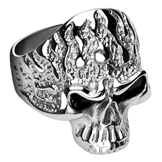 Bague acier tête de mort enflammée