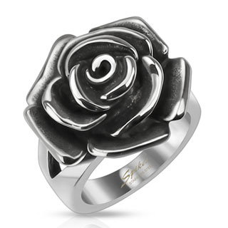 Bague femme en acier surmonte d'une rose noircie