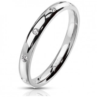 Bague femme fine en acier constelle de 10 strass