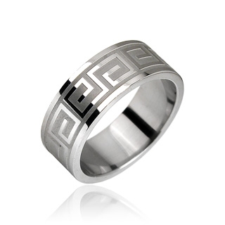 Bague acier avec motif Maya en relief