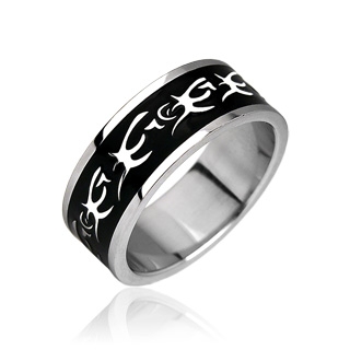 Bague acier avec motif tribal