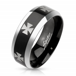 Bague homme en acier noir avec croix de malte et bordures grises