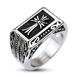 Bague homme en acier noirci avec croix et reliefs