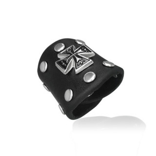 Bague homme en cuir riveté avec croix de malte