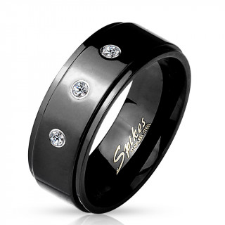 Bague homme noire en acier à trio de pierres claires