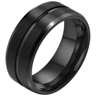 Bague homme noire en acier traverse d'un sillon