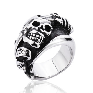 Bague homme rock en acier  crane travers d'une dague