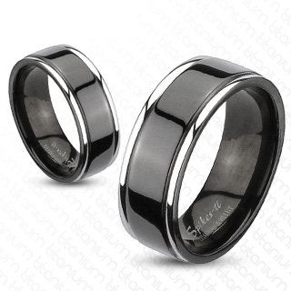 Bague homme en titane noir à fins bords argentés