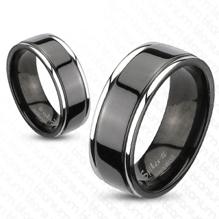 Bague homme en titane noir  fins bords argents