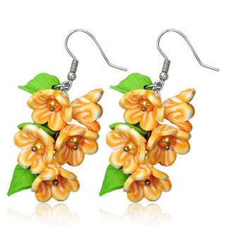 Boucles d'oreilles fantaisie  fleurs oranges et feuilles