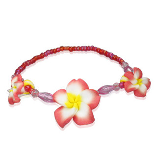 Bracelet à perles et fleurs de frangipanier tricolores en fimo