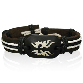 Bracelet en cuir noir et corde avec plaque en os à symboles tribaux