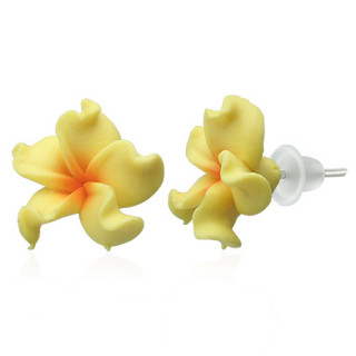 Clous d'oreilles  fleur de frangipanier en fimo REF-8760
