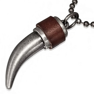Collier à chaine militaire avec corne en métal entourée de cuir