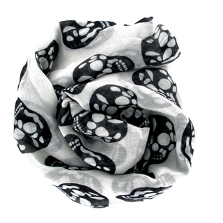 Grand foulard blanc avec ttes de mort noires