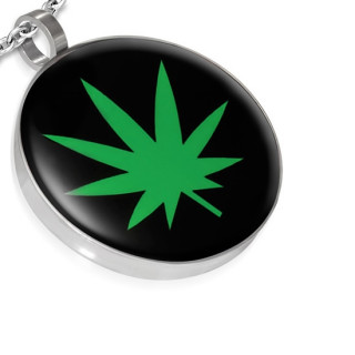 Pendentif acier rond avec logo feuille de cannabis