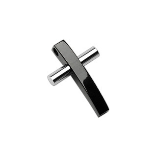 Pendentif croix silver et noir laqu�