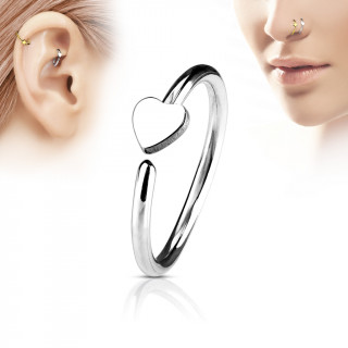 Piercing anneau nez / cartilage  coeur