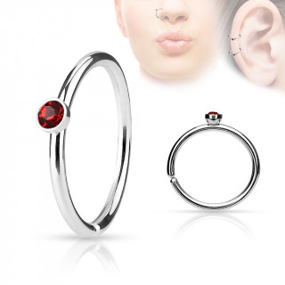 Piercing anneau ouvert en acier  cristal rouge