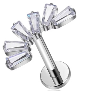 Piercing labret Titane � �ventail de baguettes zirconiums (l�vre ou oreille)