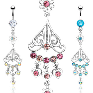Piercing nombril chandelier et coeurs