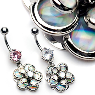 Piercing nombril fleur � p�tales facettes