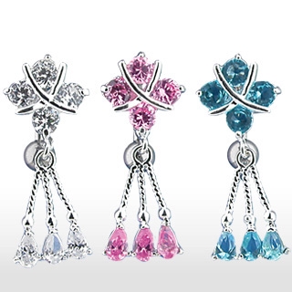 Piercing nombril pendentif chaines serties