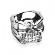 Bague acier avec large t�te de mort